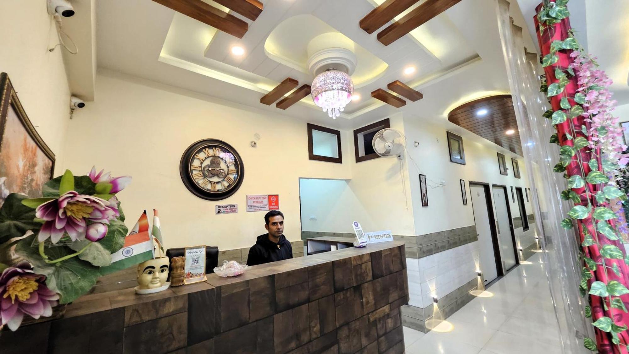 Hotel Gateway Of Kashi Varanasi Eksteriør bilde